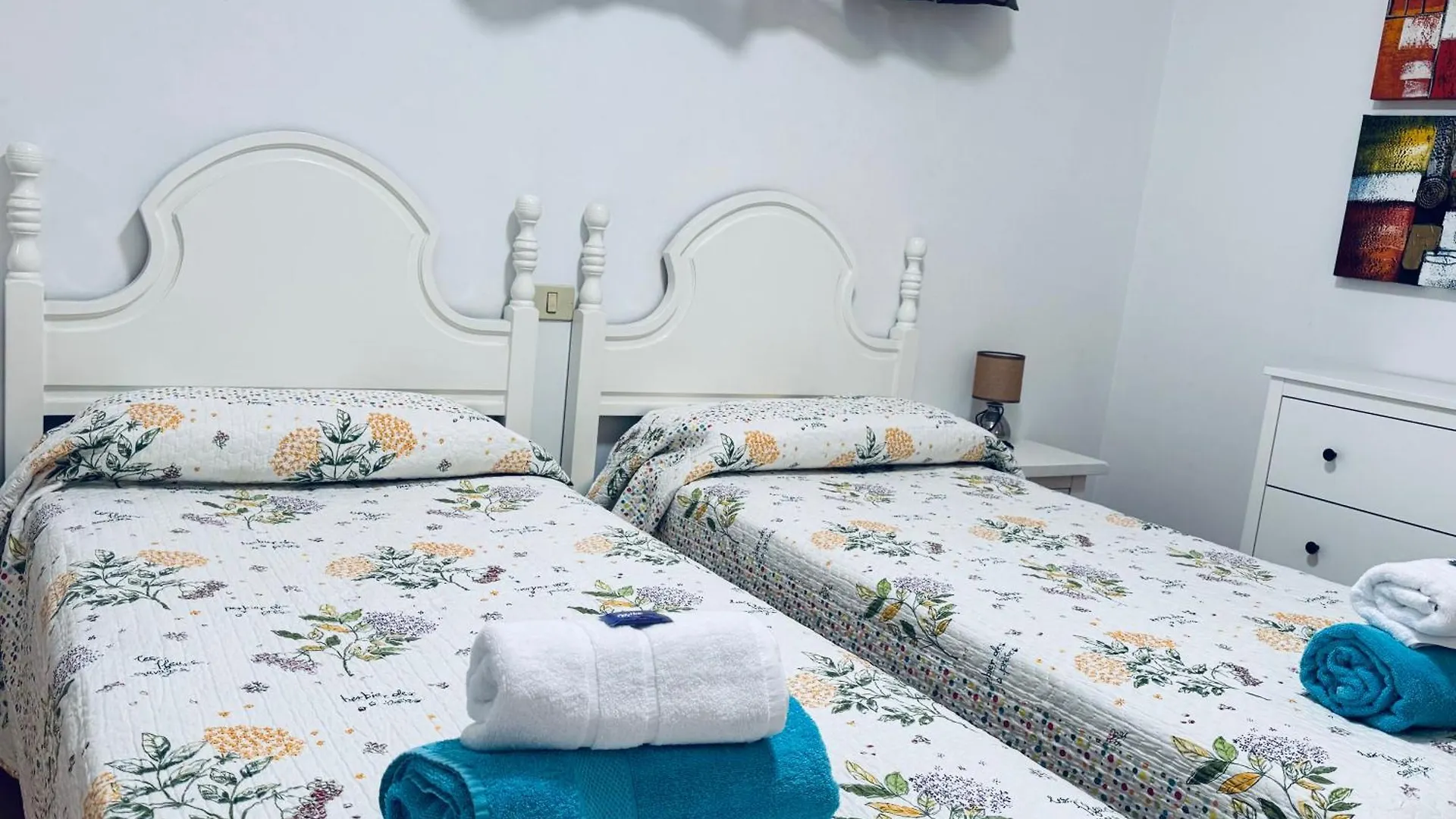 아파트 Happy Holiday Home 아데제 스페인